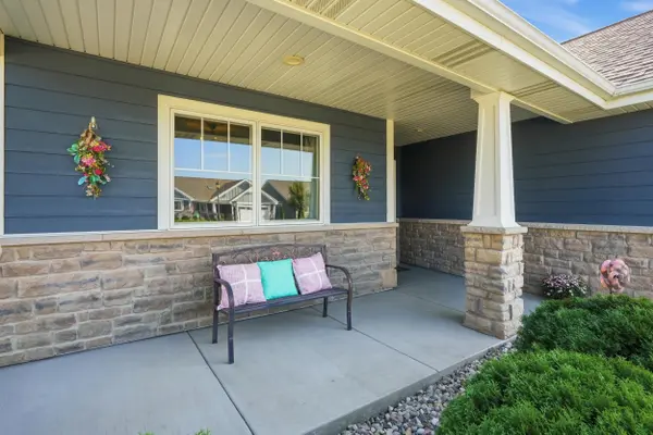 8069 Cranberry DR, St. John, IN 46373