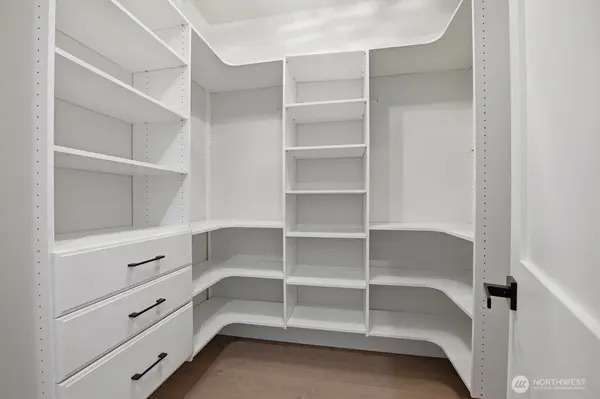 8525 230th PL SW #11, Edmonds, WA 98026