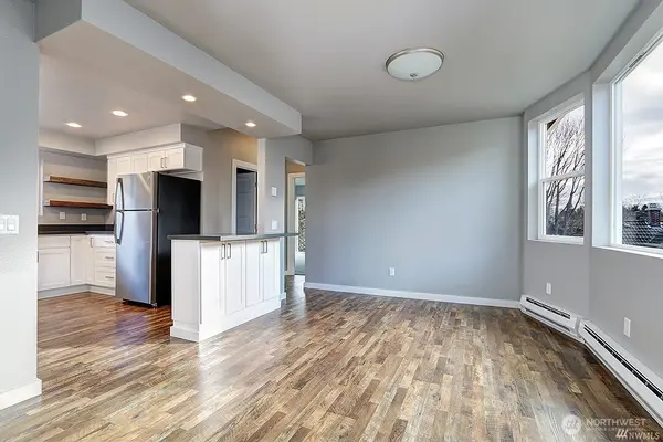 1906 3rd AVE W #2, Seattle, WA 98119