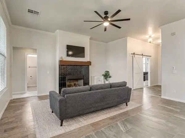 9328 SW 44th TER, Oklahoma City, OK 73179
