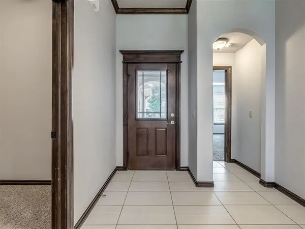 2409 Santa Monica DR, Edmond, OK 73034