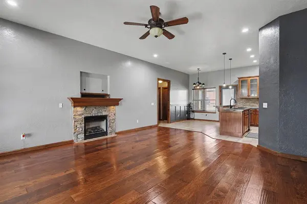 403 Scissor Tail LN, Tuttle, OK 73089