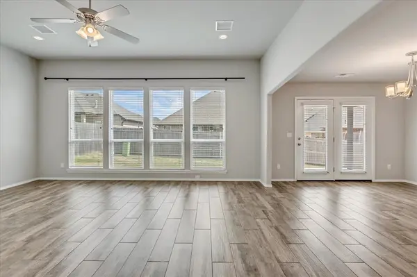 8308 NW 151st ST, Edmond, OK 73013