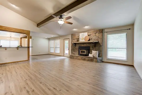 5611 Covey Run DR, Edmond, OK 73034