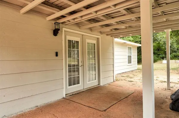 1602 One Creek DR, Guthrie, OK 73044