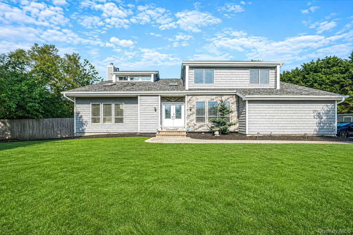 53 Miller Place RD, Miller Place, NY 11764