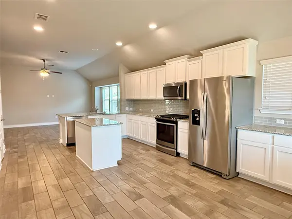 199 Tailwind DR, Kyle, TX 78640