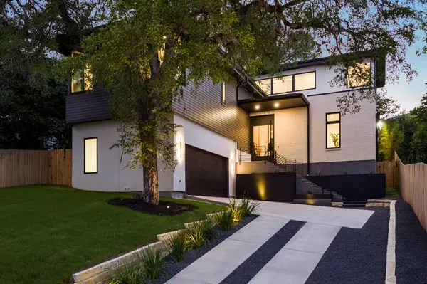 1102 Summit ST, Austin, TX 78741