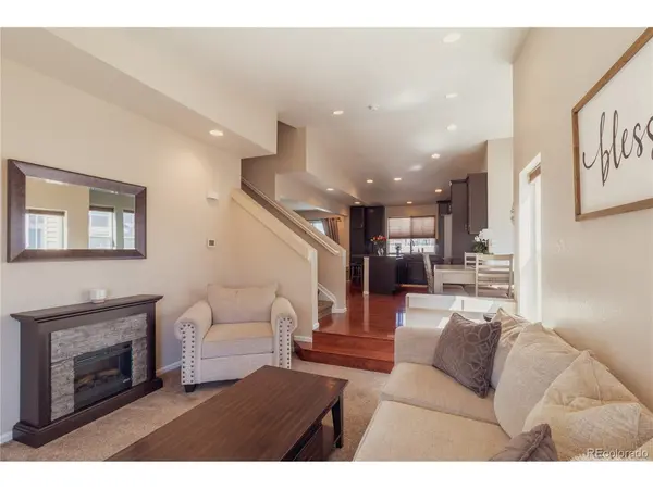 3925 Hunterwood, Johnstown, CO 80534