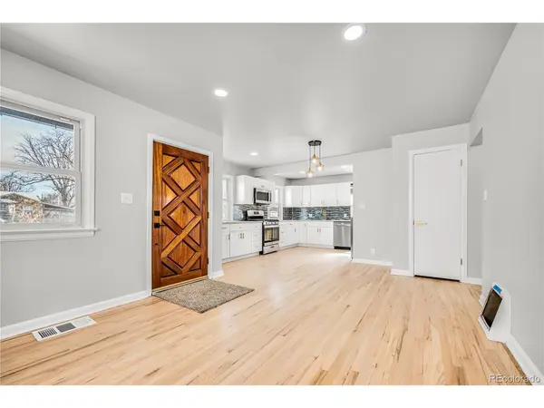 1701 Elmira, Aurora, CO 80010