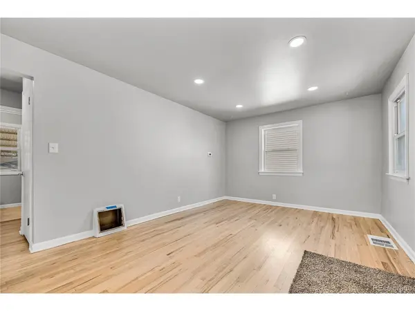 1701 Elmira, Aurora, CO 80010