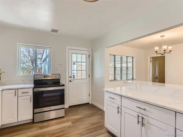 1059 Troy, Aurora, CO 80011