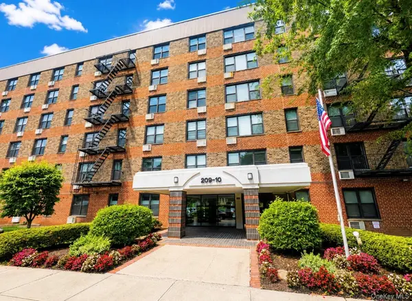 209-10 41st Ave #3N, Bayside, NY 11361