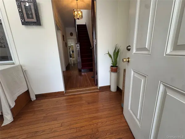 8058 88th RD, Woodhaven, NY 11421