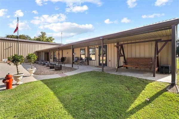 217 N Pioneer ST, Fort Cobb, OK 73038