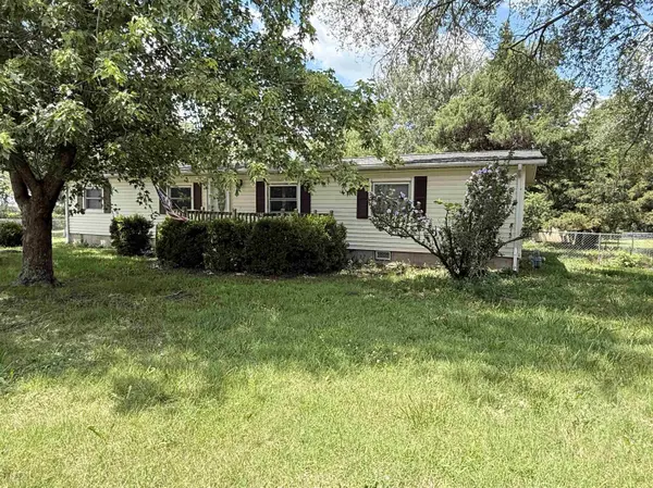 319 S 6th St., Towanda, KS 67144
