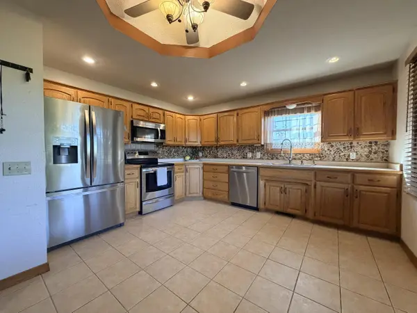 184 E 334th RD, Humansville, MO 65674