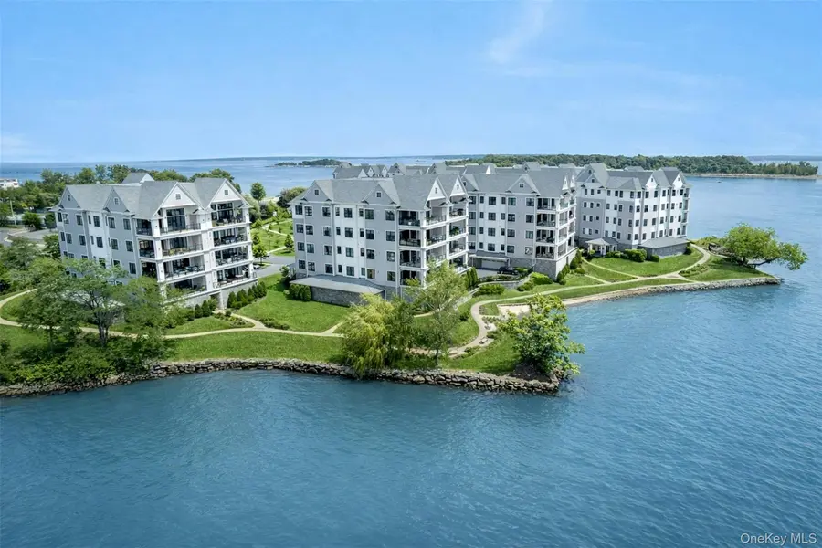 710 Davenport AVE #8, New Rochelle, NY 10805