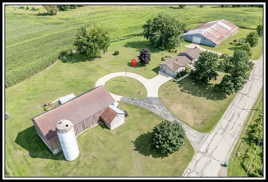 N3212 BEAN CITY RD, New London, WI 54961-8800