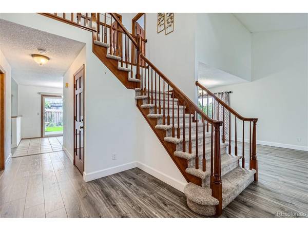 9440 Yale, Highlands Ranch, CO 80130