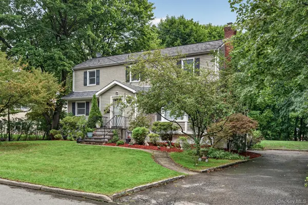 9 Verne PL, Hartsdale, NY 10530