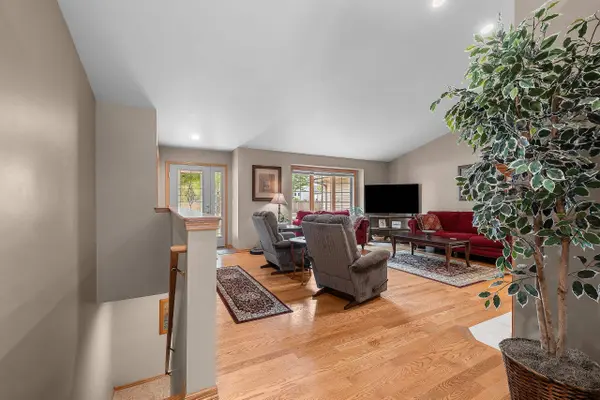 1809 SADDLEBROOK LN, De Pere, WI 54115-4009