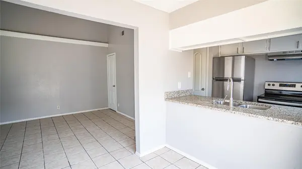 3003 Parker LN #D, Austin, TX 78741
