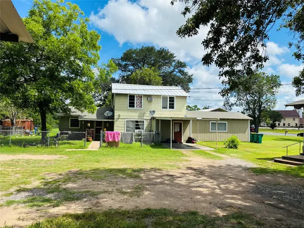 927 & 937 N Franklin St., La Grange, TX 78945