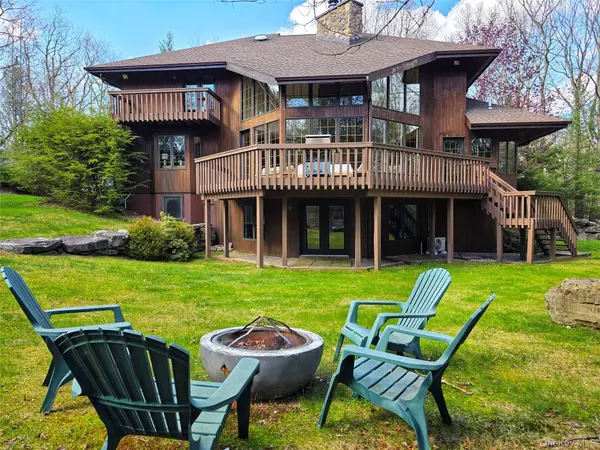 456 Old Sackett RD, Rock Hill, NY 12775