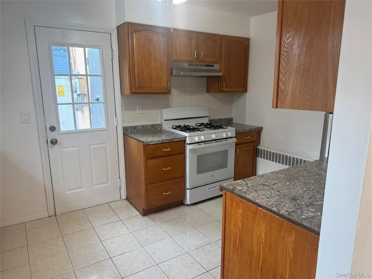 646 E Park AVE, Long Beach, NY 11561
