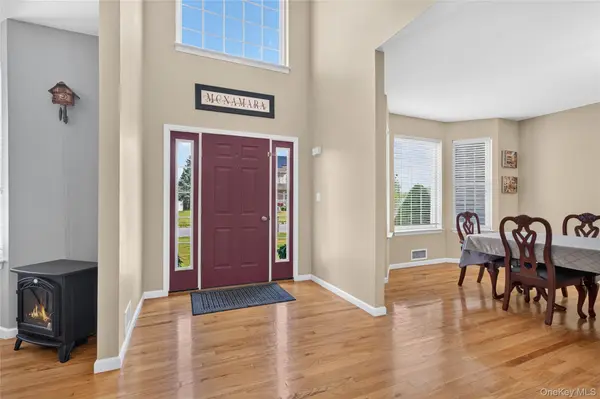 19 Grand View TER, Chester, NY 10918