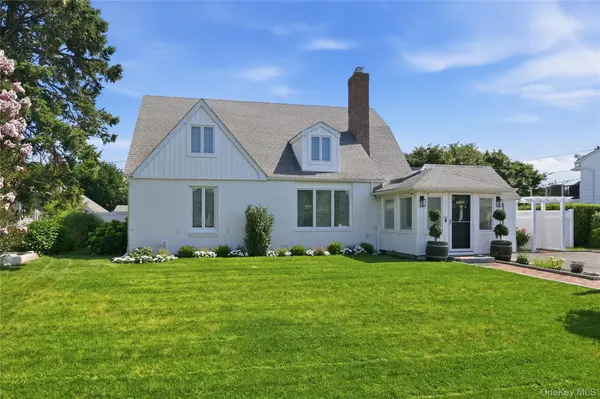 57 Girard AVE, Bay Shore, NY 11706