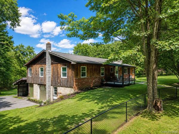 740 Wallkill AVE, Pine Bush, NY 12589