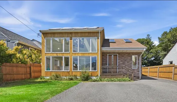 308 5th AVE, East Northport, NY 11731