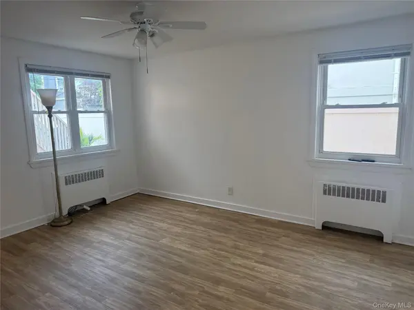 646 E Park AVE, Long Beach, NY 11561
