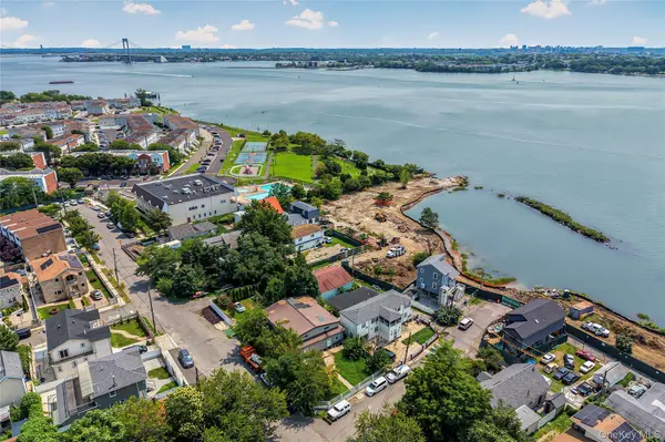 419 Harding PARK, Bronx, NY 10473