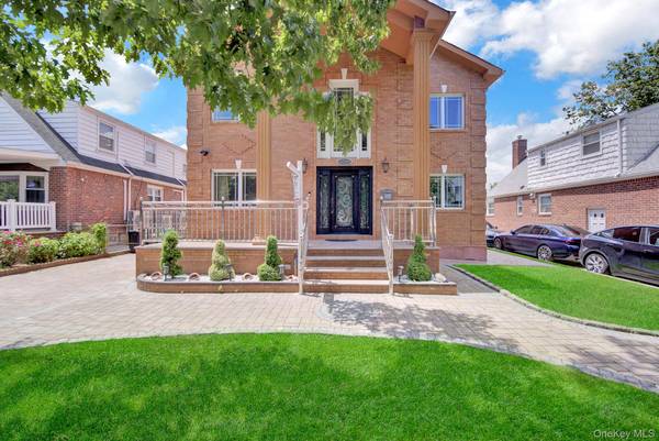 8220 250th ST, Bellerose, NY 11426