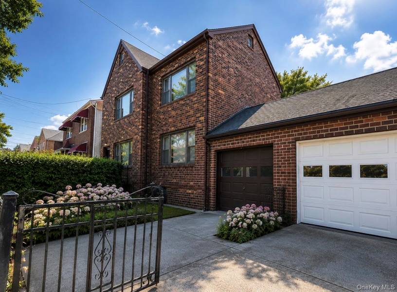 4159 Wilder AVE, Bronx, NY 10466