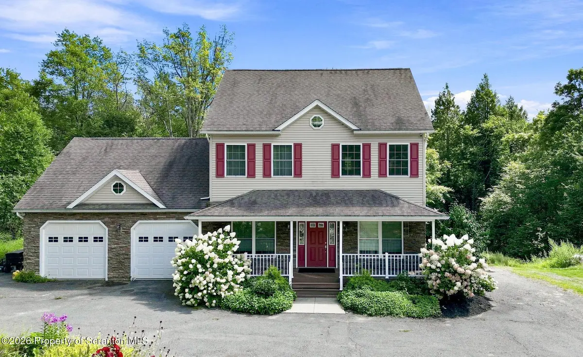 368 Jubilee RD, Covington Twp, PA 18424