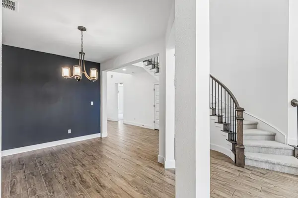 1102 Sage Thrasher CIR, Dripping Springs, TX 78620