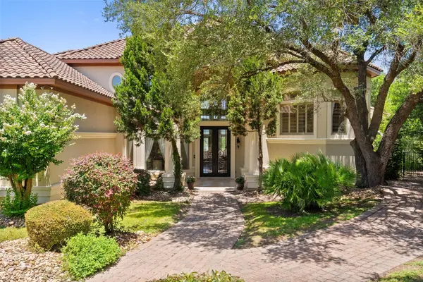 2901 Cliff PT, Spicewood, TX 78669