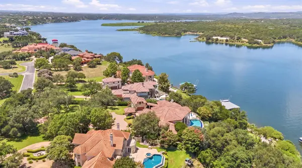 2901 Cliff PT, Spicewood, TX 78669