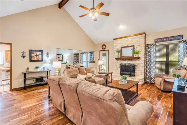 336 Primrose DR, Kyle, TX 78640