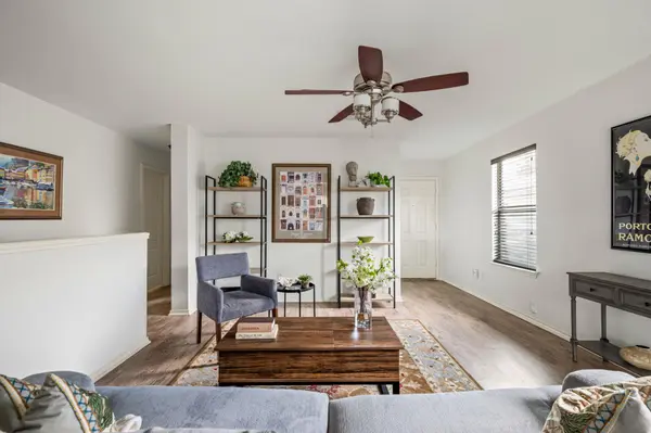 5624 Thunder Gulch DR, Del Valle, TX 78617