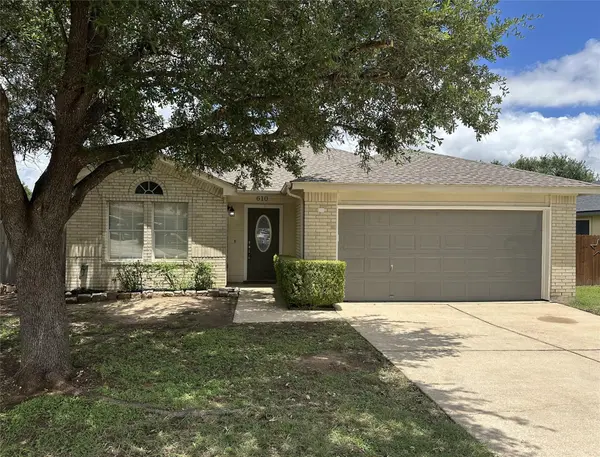 610 Riverway LN, Leander, TX 78641