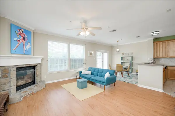 1101 E Parmer LN #315, Austin, TX 78753