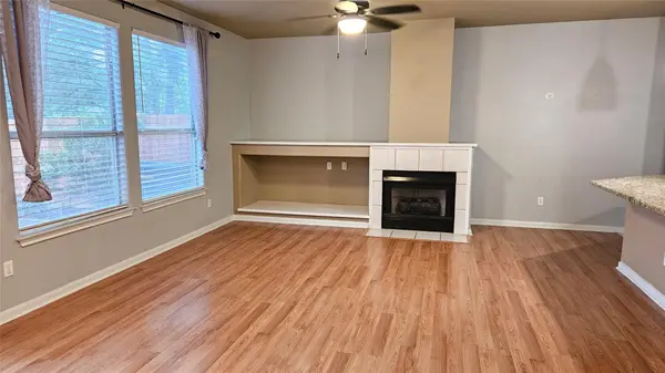 2100 Pipers Field DR #4, Austin, TX 78758