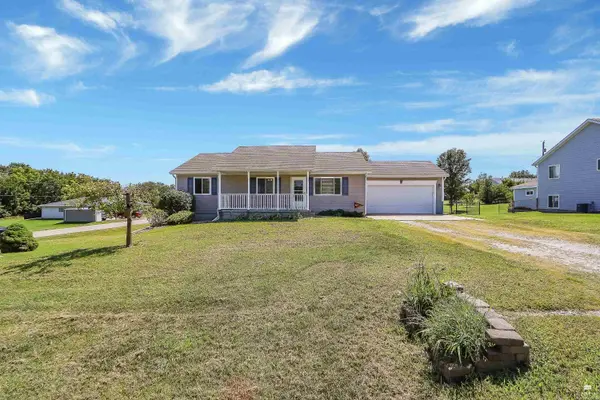 301 Skene ST, Westmoreland, KS 66549