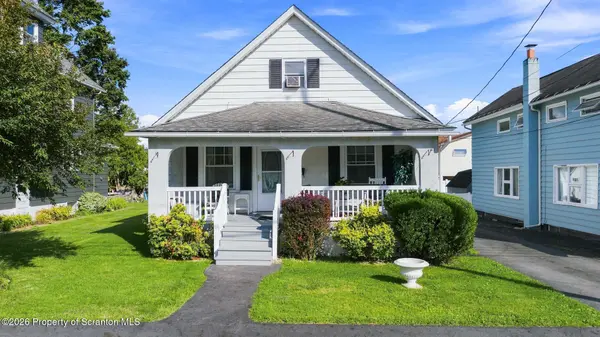 322 McKinley AVE, Jermyn, PA 18433
