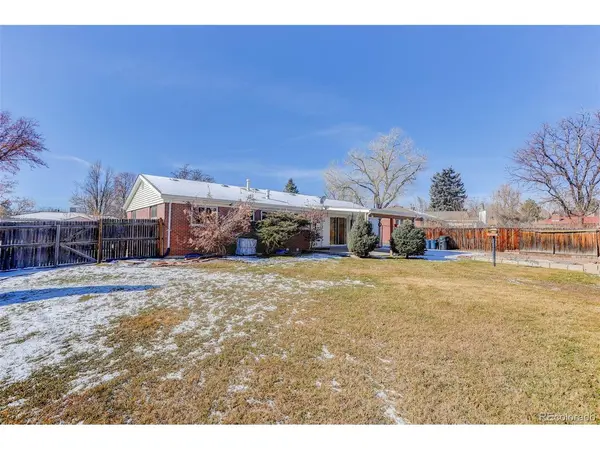 4755 S Irving, Englewood, CO 80110
